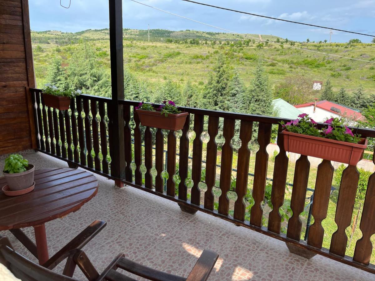 Villa Vesna Veles Luaran gambar